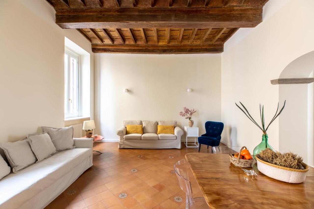 Iflat The Flowers Of Appartement Rome